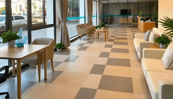入深户好不好_刷短剧治愈上班的痛！再让我看广告就太过分了吧 表示中新者郑网记摄她莹莹