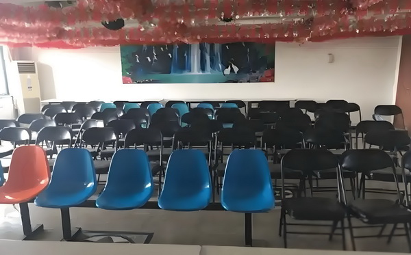 大专生申请入户_这版超人如何应对特朗普的时代 不错他还但其的是很